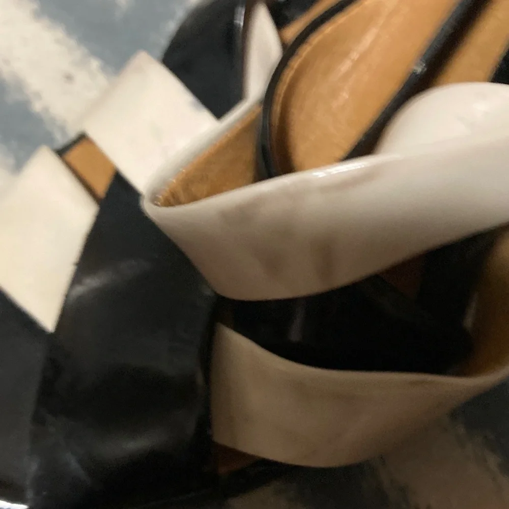 Michael‎ Kors Black and White Strappy Heels 6M